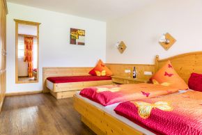 Edelwei Schlafzimmer2 Leogang